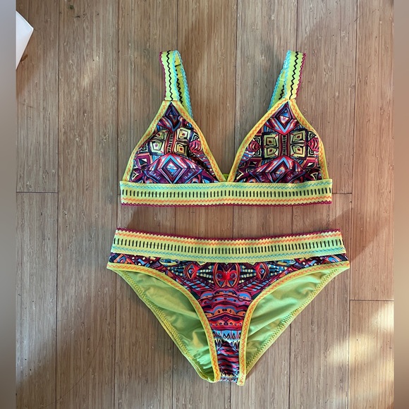 Agua Bendita Bikini Set - Picture 6 of 6
